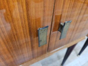 Comodini-Mid-Century-anni-60-Comodini-in-noce-Comodini-vintage-con-vetro-407208843920-14 Comodini-Mid-Century-anni-60-Comodini-in-noce-Comodini-vintage-con-vetro-407208843920-14