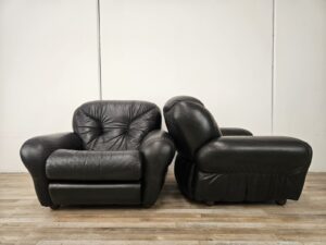 Poltrone-in-pelle-anni-70-Poltrone-vintage-Poltrone-in-pelle-nera-407202127080-2 Poltrone-in-pelle-anni-70-Poltrone-vintage-Poltrone-in-pelle-nera-407202127080-2