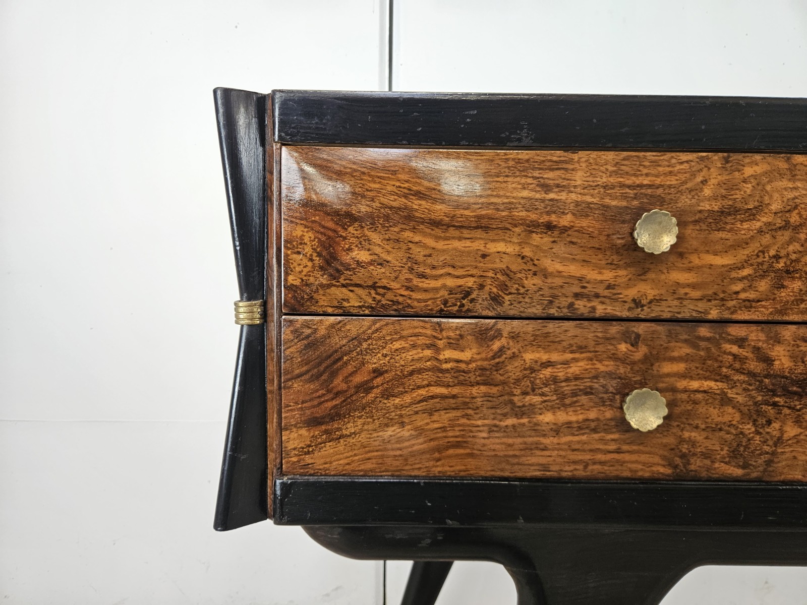 Cassettiera-anni-50-in-noce-Cassettiera-vintage-Mid-Century-Como-con-vetro-407327088431-10 Cassettiera-anni-50-in-noce-Cassettiera-vintage-Mid-Century-Como-con-vetro-407327088431-10