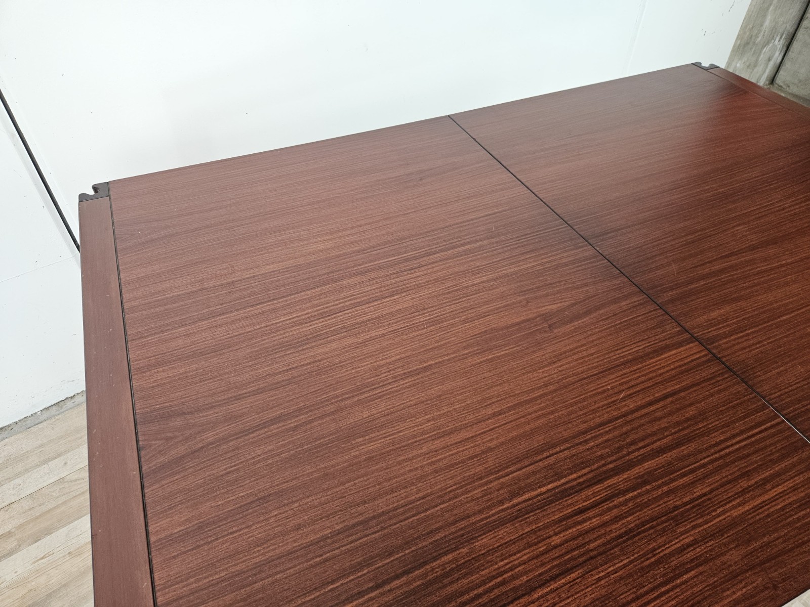 Tavolo-4D-di-Angelo-Mangiarotti-per-Molteni-Tavolo-allungabile-anni-70-1970-407260991782-6 Tavolo-4D-di-Angelo-Mangiarotti-per-Molteni-Tavolo-allungabile-anni-70-1970-407260991782-6