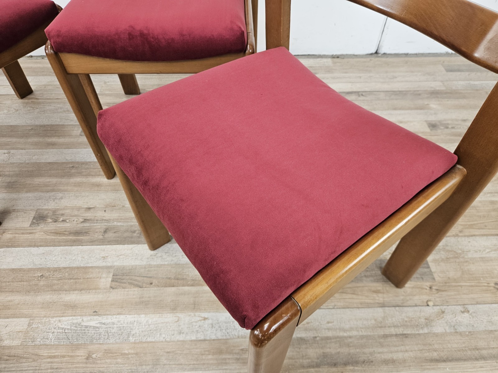 Sedie-anni-70-Mid-Century-Sedie-in-noce-per-sala-da-pranzo-Sedie-vintage-407327106053-8