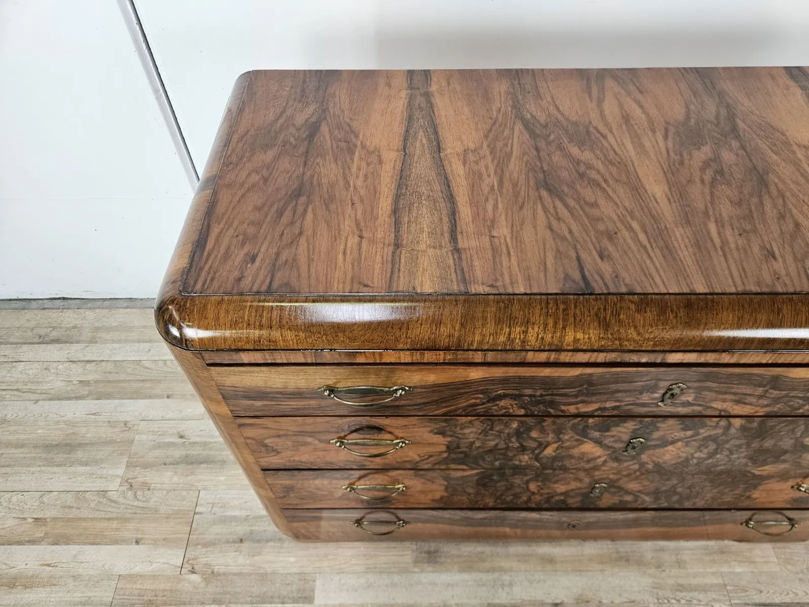 Como-in-noce-anni-40-Como-Art-Deco-Cassettiera-in-radica-407310947674-4 Como-in-noce-anni-40-Como-Art-Deco-Cassettiera-in-radica-407310947674-4