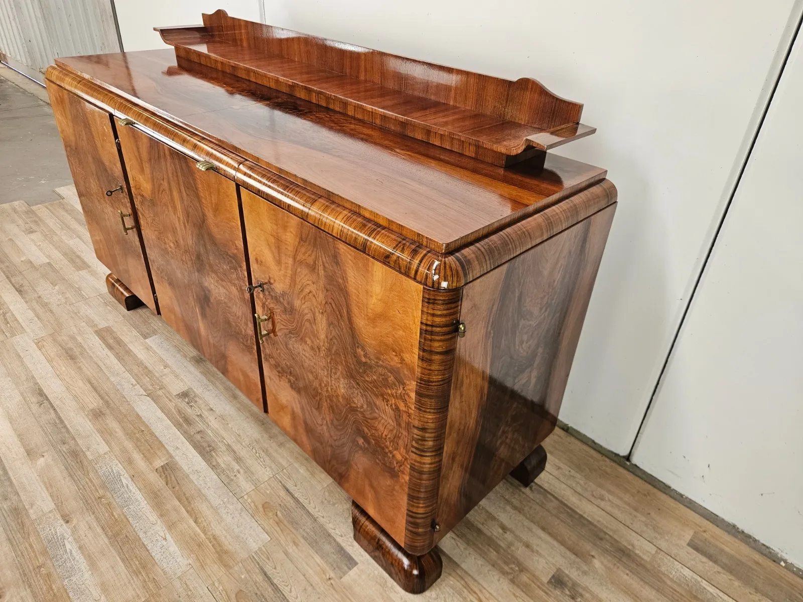Credenza-francese-in-noce-Credenza-Art-Deco-Credenza-anni-40-in-radica-407311001745-2 Credenza-francese-in-noce-Credenza-Art-Deco-Credenza-anni-40-in-radica-407311001745-2