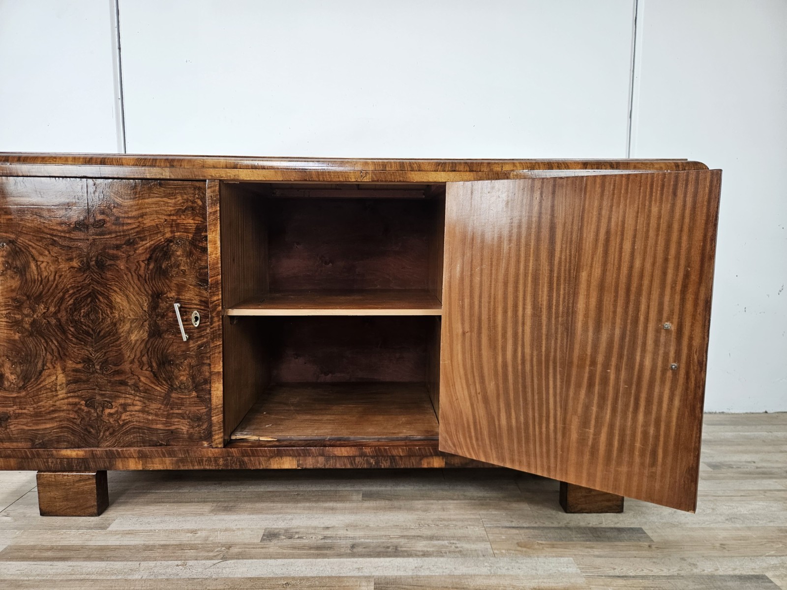 Credenza-Art-Deco-in-noce-Credenza-anni-40-in-radica-Sideboard-1940-407292055616-18 Credenza-Art-Deco-in-noce-Credenza-anni-40-in-radica-Sideboard-1940-407292055616-18