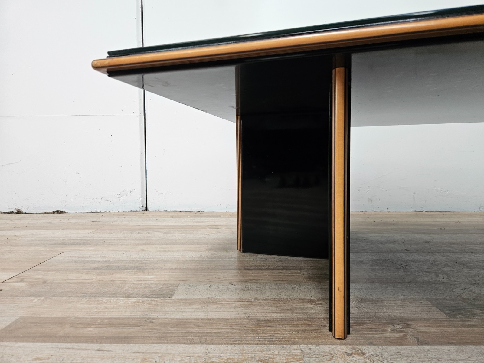 Tavolino-anni-70-di-Pierre-Cardin-con-specchio-Tavolino-in-legno-laccato-1970-407281190626-13