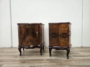 Comodini-anni-40-in-noce-Comodini-Chippendale-Comodini-antichi-1940-407134476297-2 Comodini-anni-40-in-noce-Comodini-Chippendale-Comodini-antichi-1940-407134476297-2