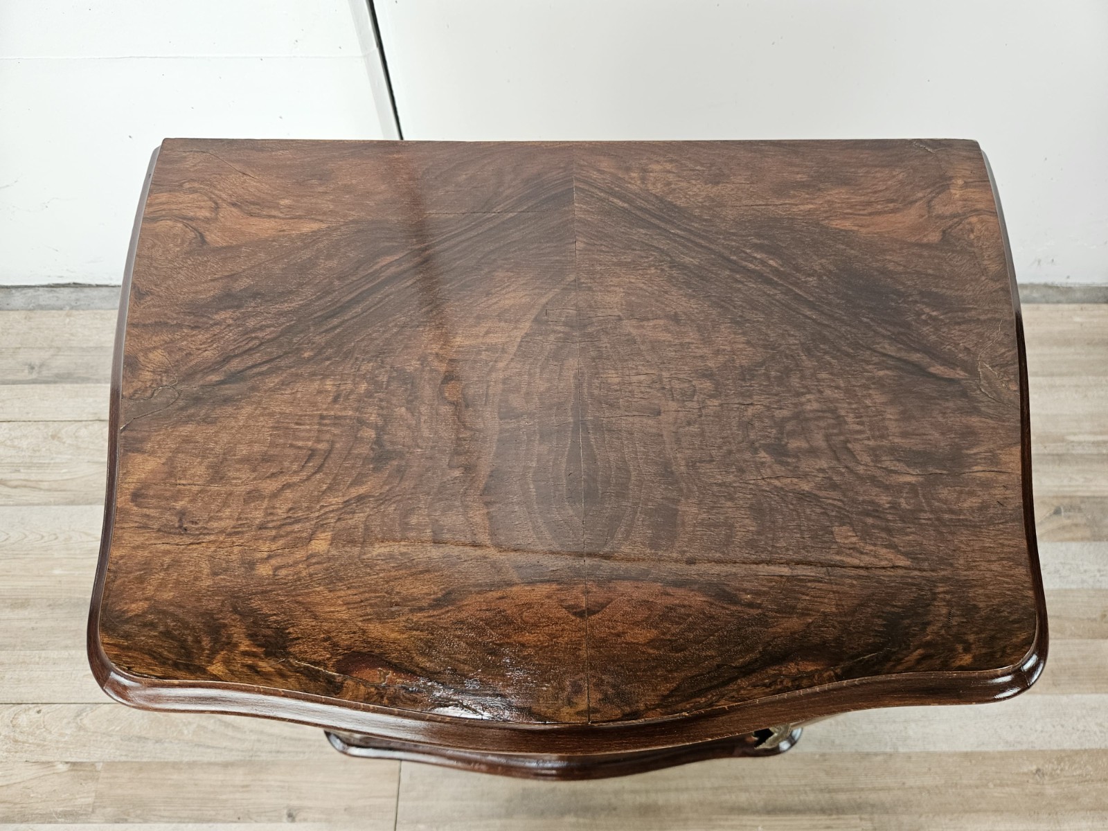 Comodini-anni-40-in-noce-Comodini-Chippendale-Comodini-antichi-1940-407134476297-5 Comodini-anni-40-in-noce-Comodini-Chippendale-Comodini-antichi-1940-407134476297-5