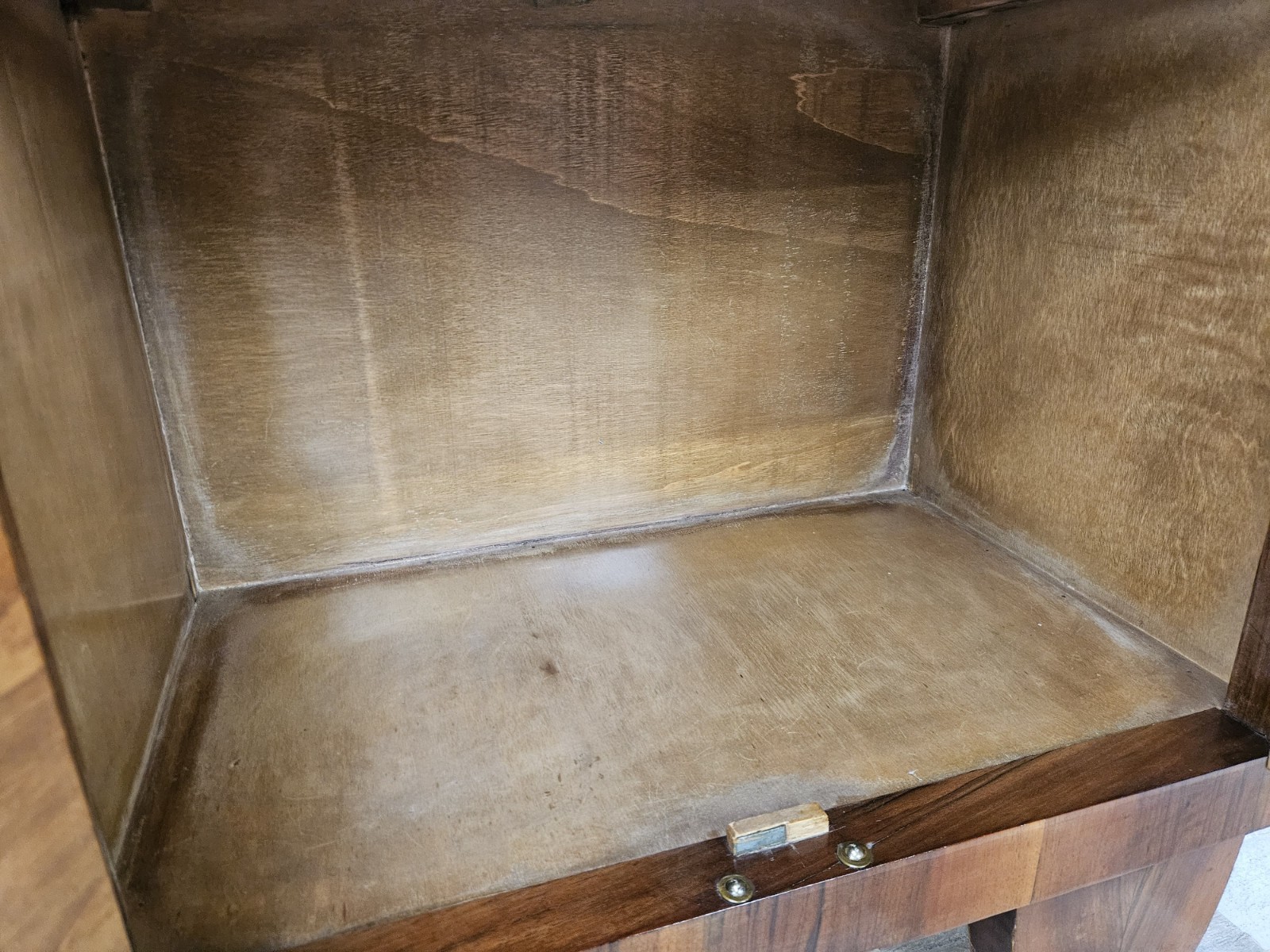 Comodini-in-radica-Art-Deco-Comodini-anni-40-Comodini-in-noce-e-bachelite-407327146587-16 Comodini-in-radica-Art-Deco-Comodini-anni-40-Comodini-in-noce-e-bachelite-407327146587-16