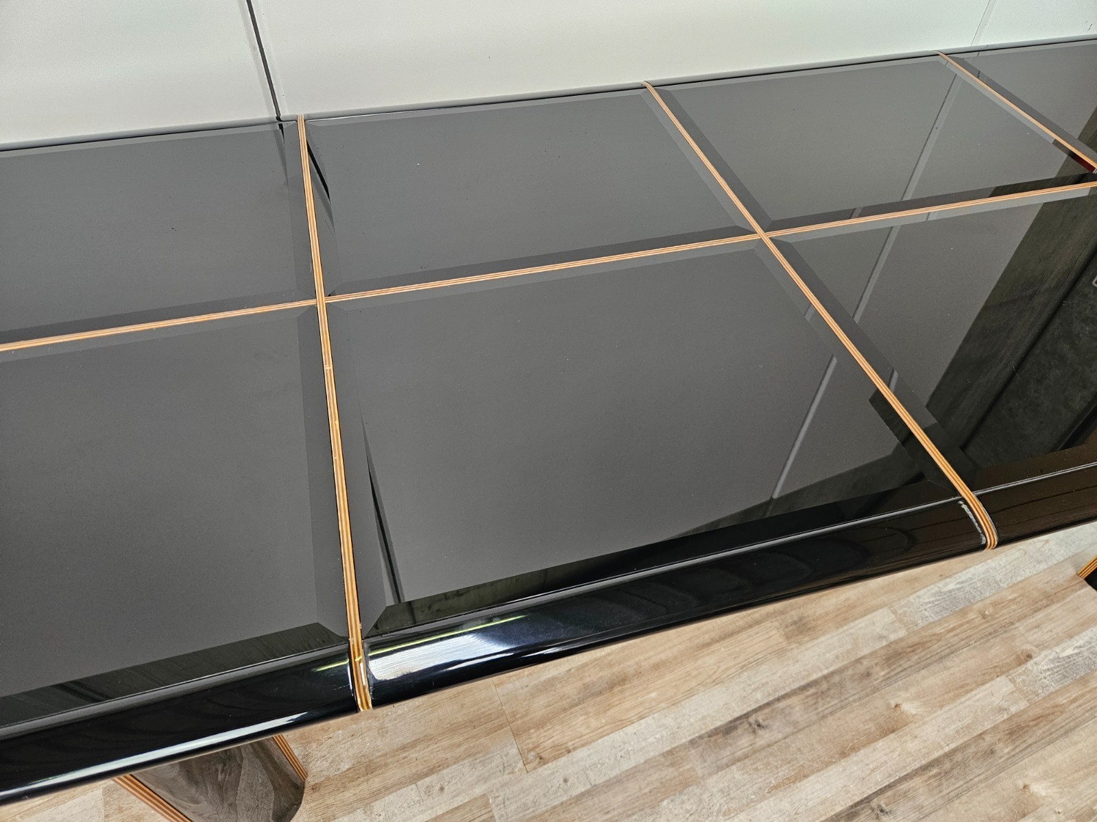 Tavolo-anni-70-di-Pierre-Cardin-Tavolo-da-pranzo-allungabile-Tavolo-Design-407314780797-19 Tavolo-anni-70-di-Pierre-Cardin-Tavolo-da-pranzo-allungabile-Tavolo-Design-407314780797-19