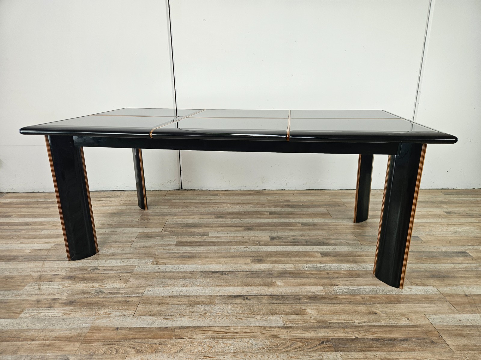 Tavolo-anni-70-di-Pierre-Cardin-Tavolo-da-pranzo-allungabile-Tavolo-Design-407314780797-2 Tavolo-anni-70-di-Pierre-Cardin-Tavolo-da-pranzo-allungabile-Tavolo-Design-407314780797-2