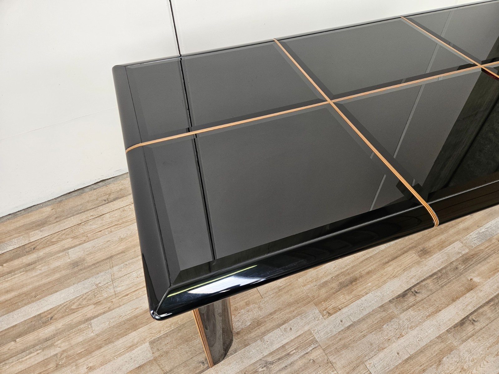Tavolo-anni-70-di-Pierre-Cardin-Tavolo-da-pranzo-allungabile-Tavolo-Design-407314780797-5 Tavolo-anni-70-di-Pierre-Cardin-Tavolo-da-pranzo-allungabile-Tavolo-Design-407314780797-5