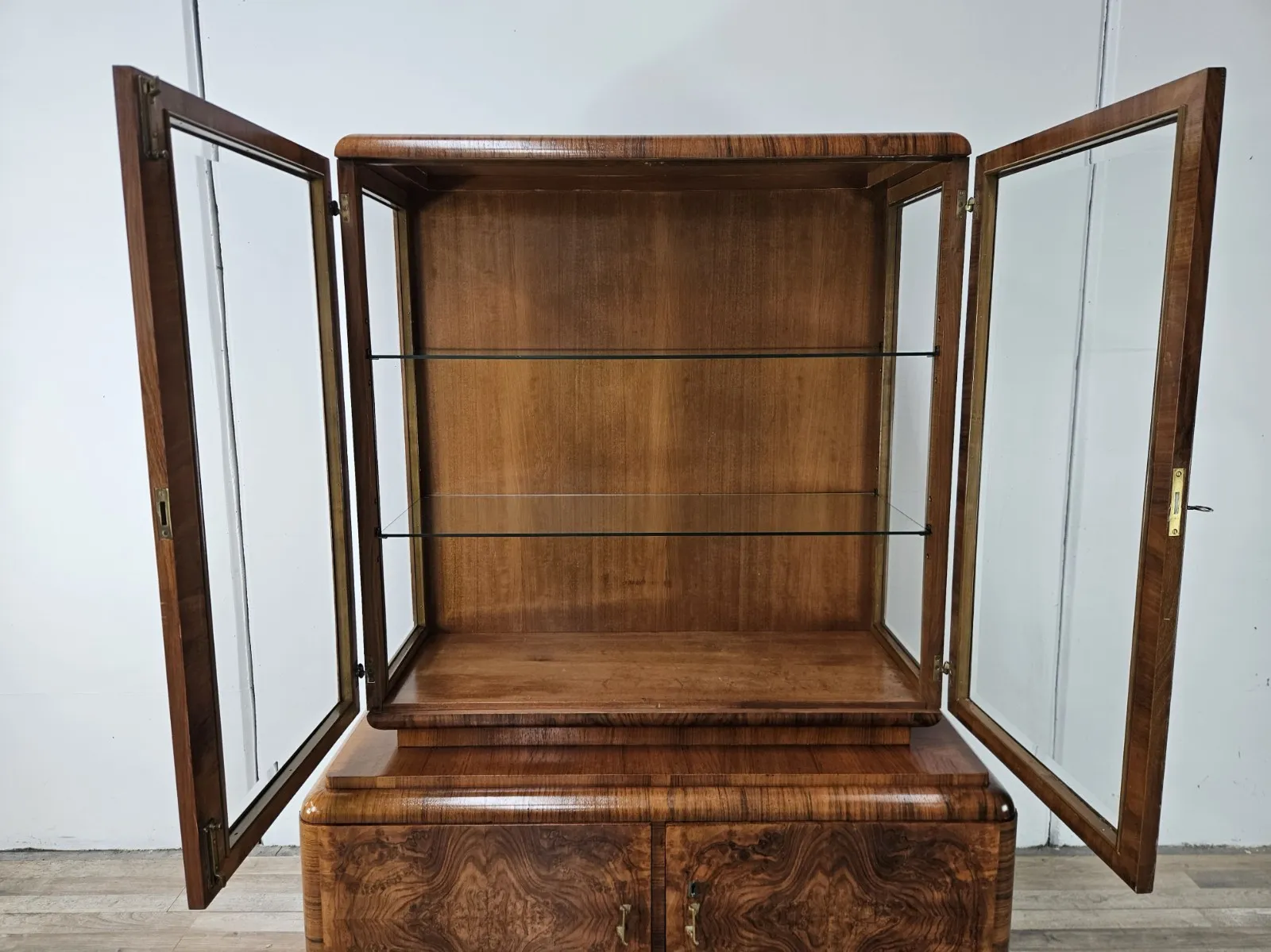 Vetrina-francese-in-noce-Vetrina-Art-Deco-Vetrina-anni-40-in-radica-407310972547-11 Vetrina-francese-in-noce-Vetrina-Art-Deco-Vetrina-anni-40-in-radica-407310972547-11