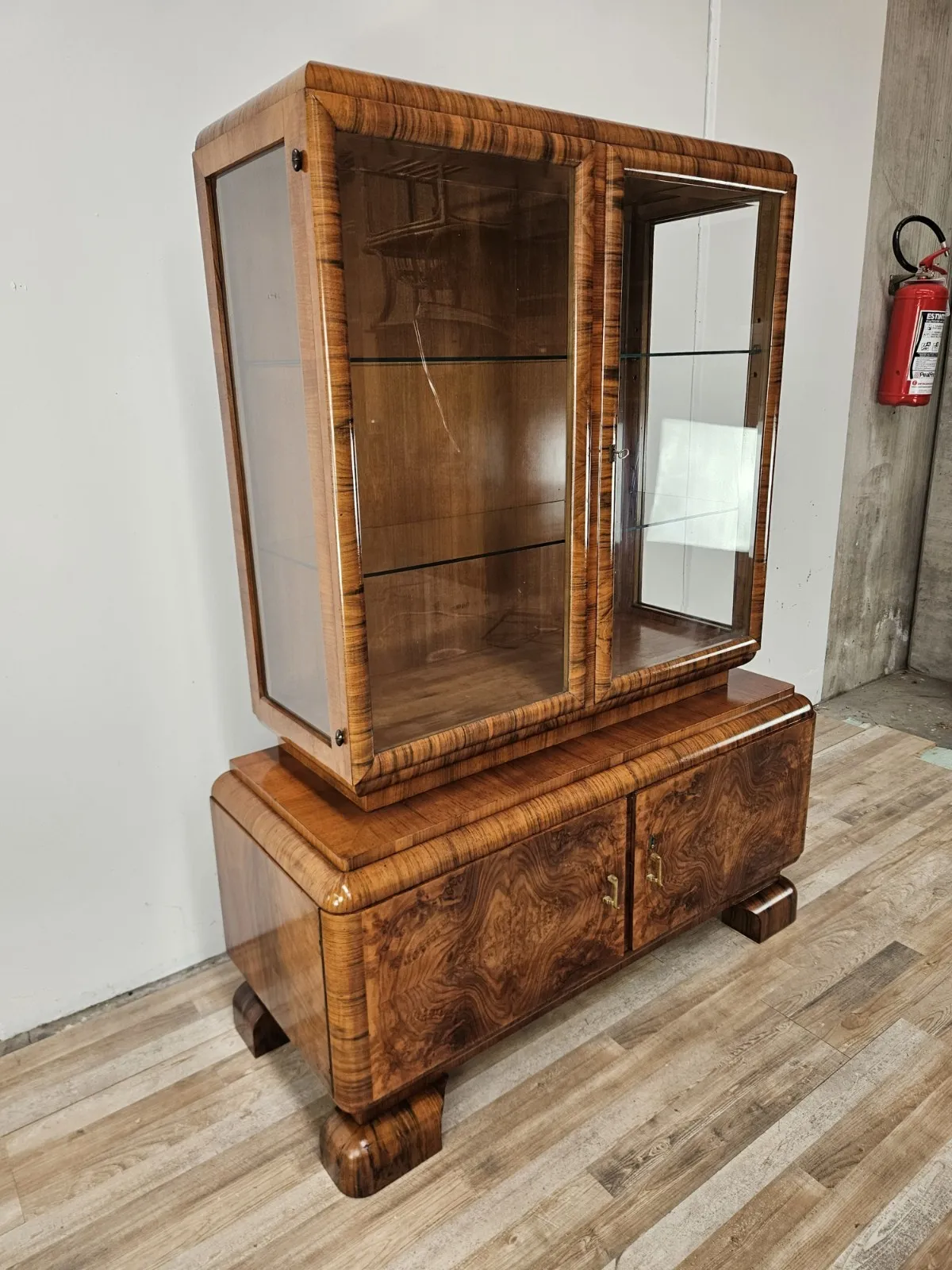 Vetrina-francese-in-noce-Vetrina-Art-Deco-Vetrina-anni-40-in-radica-407310972547-3 Vetrina-francese-in-noce-Vetrina-Art-Deco-Vetrina-anni-40-in-radica-407310972547-3