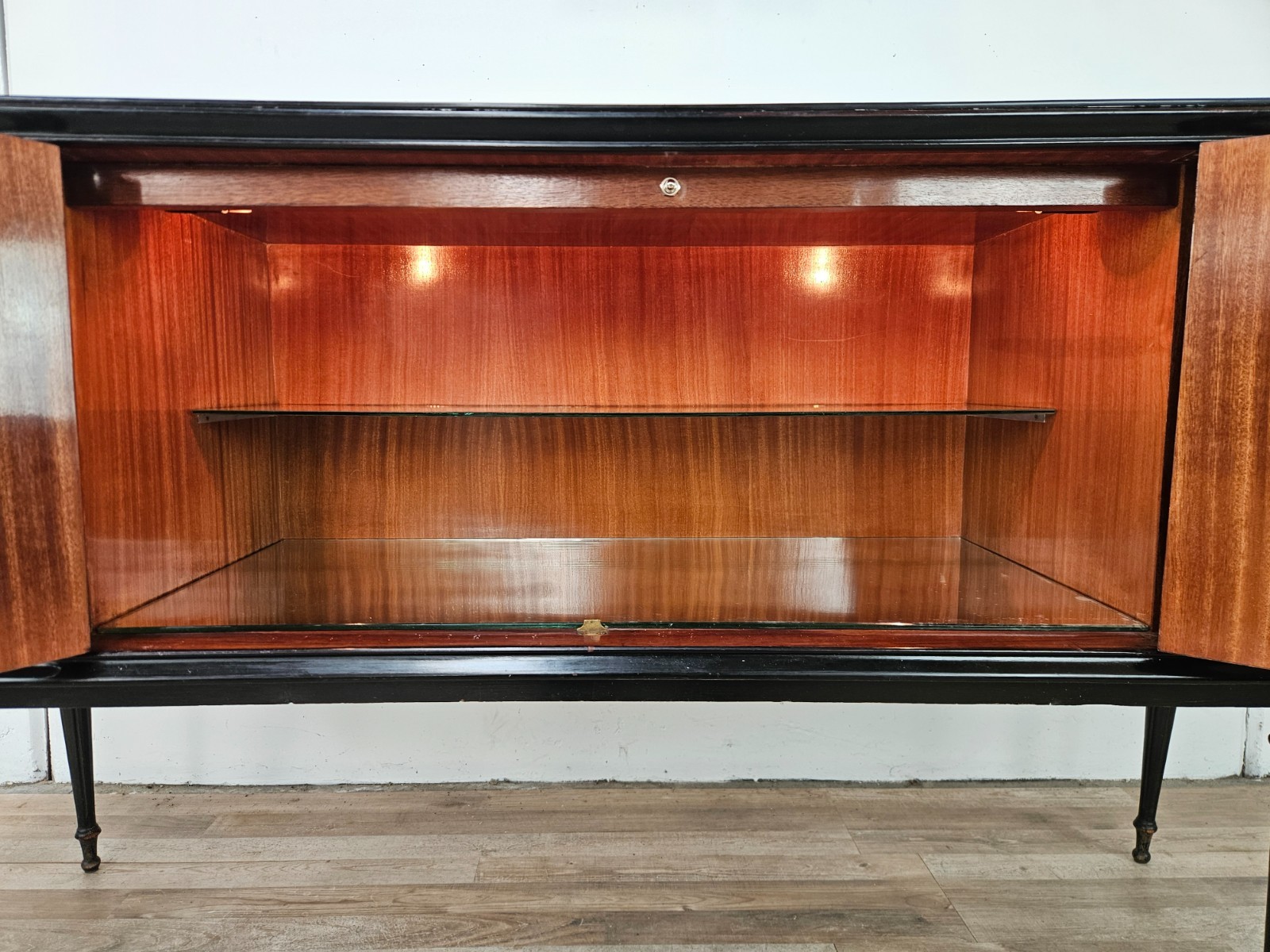 Mobile-bar-di-Vittorio-Dassi-anni-50-Sideboard-in-palissandro-Credenza-1950-407281172729-23