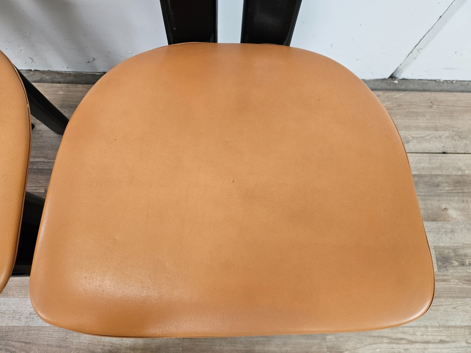 Sedie-anni-70-di-Pierre-Cardin-Sedie-in-legno-laccato-Sedie-modernariato-407281186769-13 Sedie-anni-70-di-Pierre-Cardin-Sedie-in-legno-laccato-Sedie-modernariato-407281186769-13